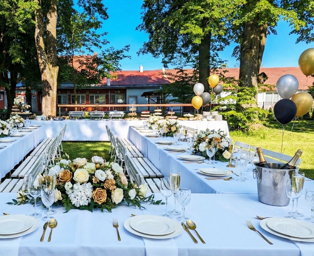 Ve stínu staletých lip